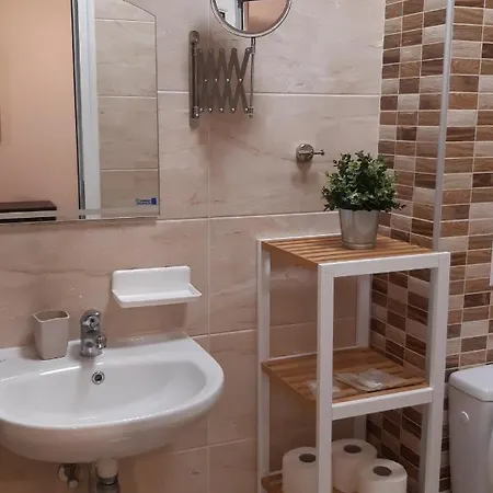 адикт Apartment